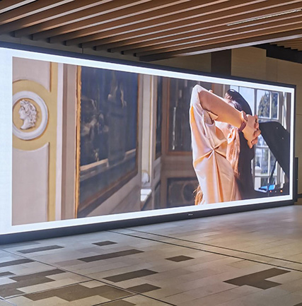 東方體育中心地鐵站室內(nèi)LED小間距屏項目