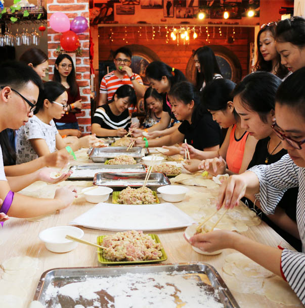 潮樂轟趴 包餃子比賽