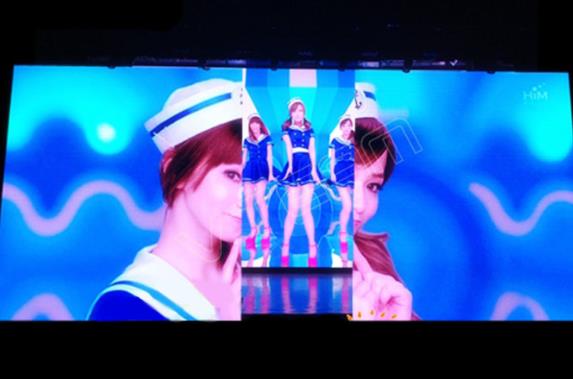 舞臺開合式LED顯示屏幕傳動(dòng)方式及解決方案